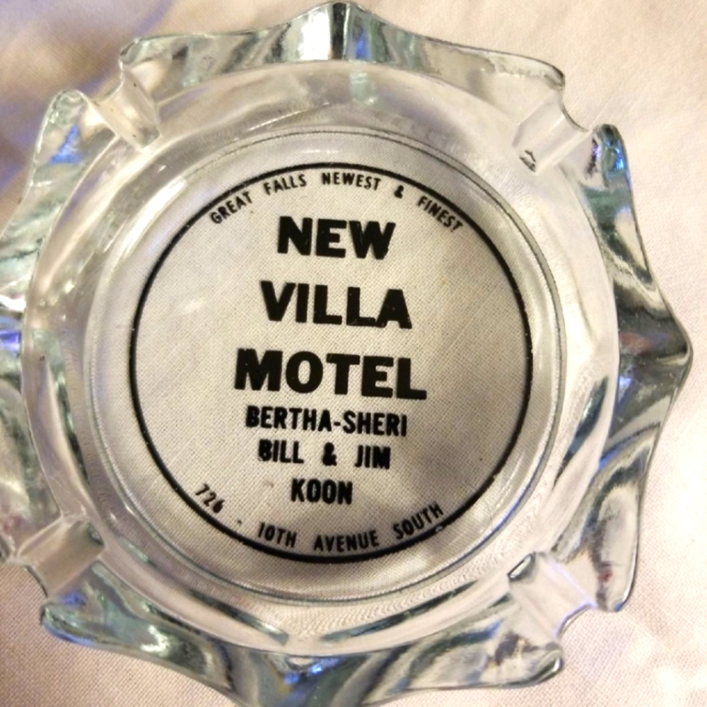Vintage Montana Glass Ashtray